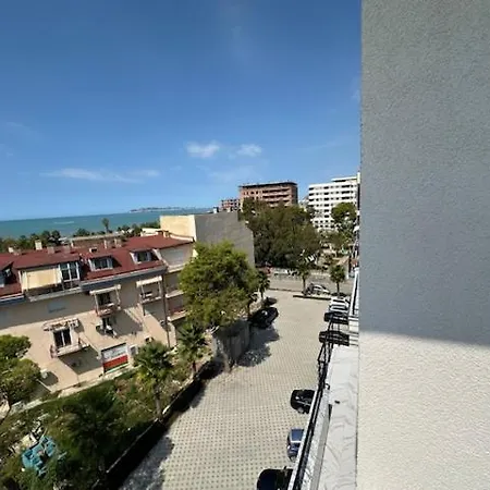 Pure Pebble By Adriatic Living Apartman Golem